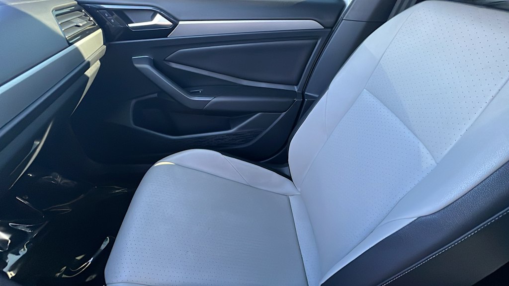 Thumbnail: 2019 Volkswagen Jetta - 10