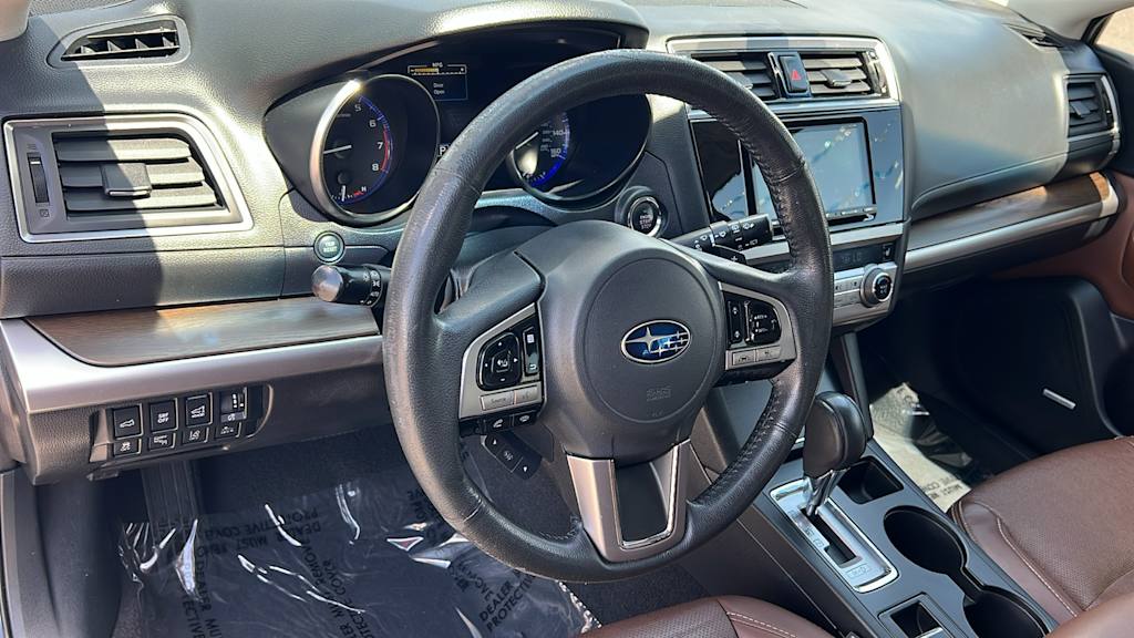 2017 Subaru Outback 3.6R Touring 2