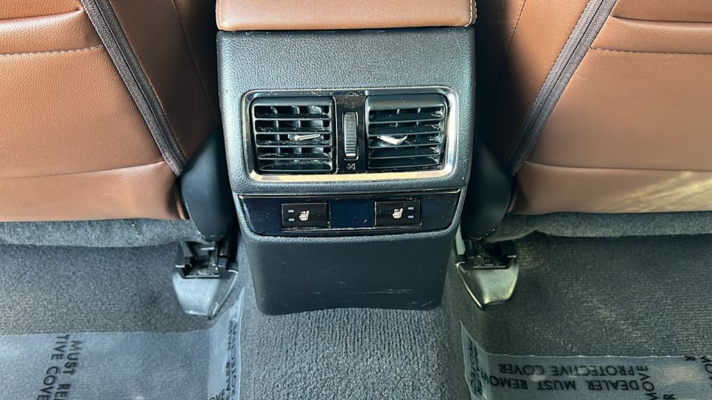 2017 Subaru Outback 3.6R Touring 30