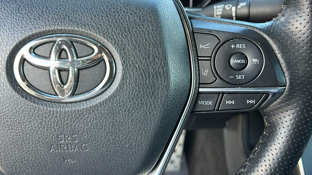 Thumbnail: 2020 Toyota Avalon - 27