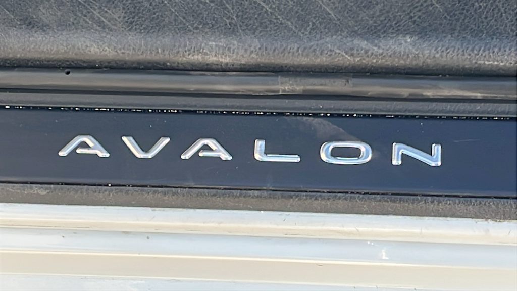 Thumbnail: 2020 Toyota Avalon - 7