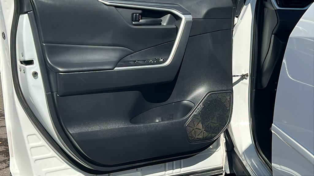 Thumbnail: 2024 Toyota RAV4 - 28