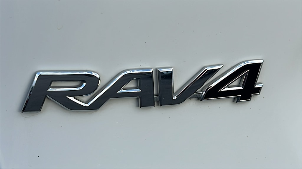 Thumbnail: 2024 Toyota RAV4 - 7