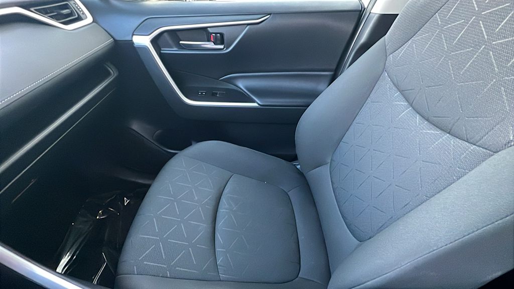 Thumbnail: 2024 Toyota RAV4 - 22