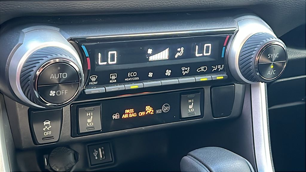 Thumbnail: 2024 Toyota RAV4 - 23