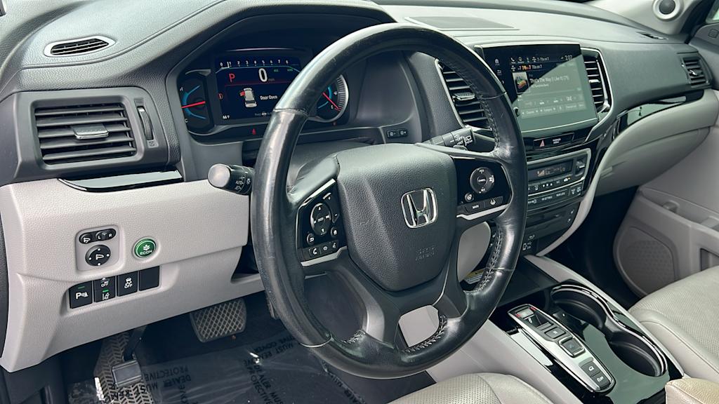 Thumbnail: 2019 Honda Pilot - 2