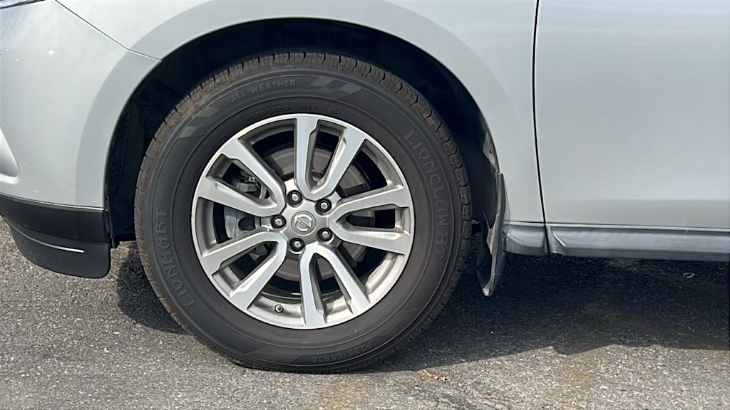 Thumbnail: 2016 Nissan Pathfinder - 7