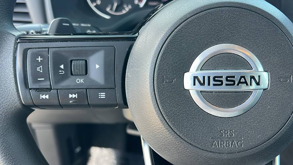 Thumbnail: 2021 Nissan Rogue - 26