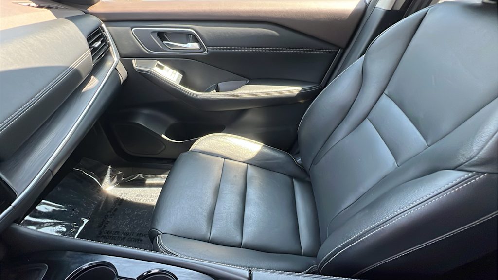 Thumbnail: 2021 Nissan Rogue - 11