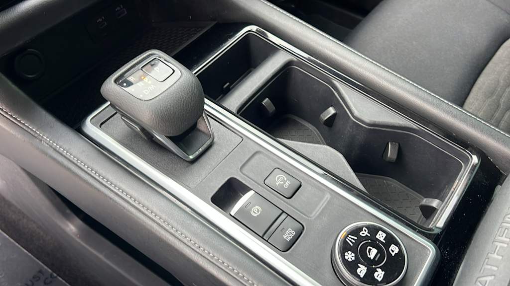 Thumbnail: 2024 Nissan Pathfinder - 15