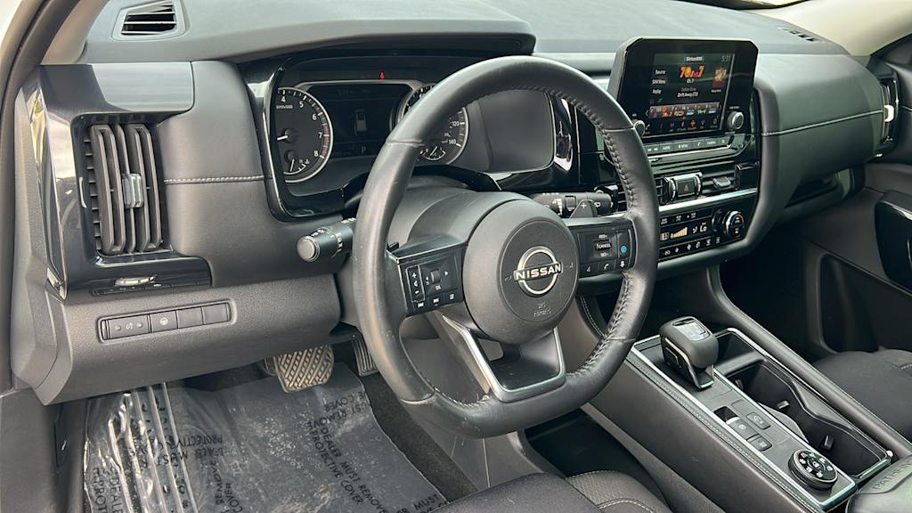 Thumbnail: 2024 Nissan Pathfinder - 2