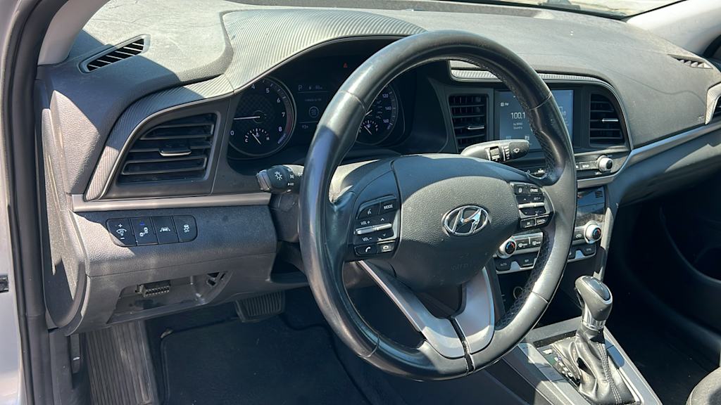 Thumbnail: 2020 Hyundai Elantra - 2