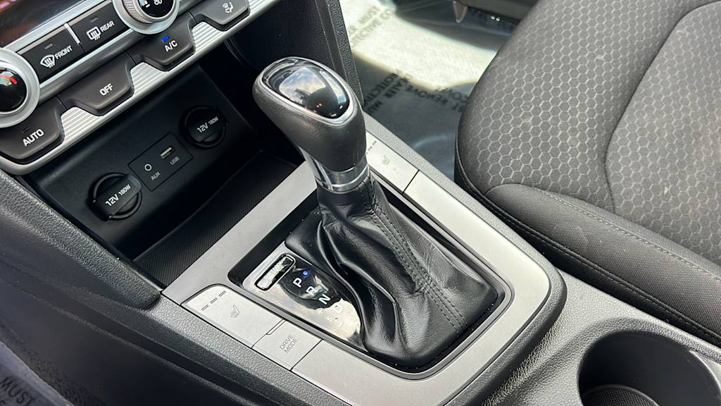 Thumbnail: 2020 Hyundai Elantra - 14
