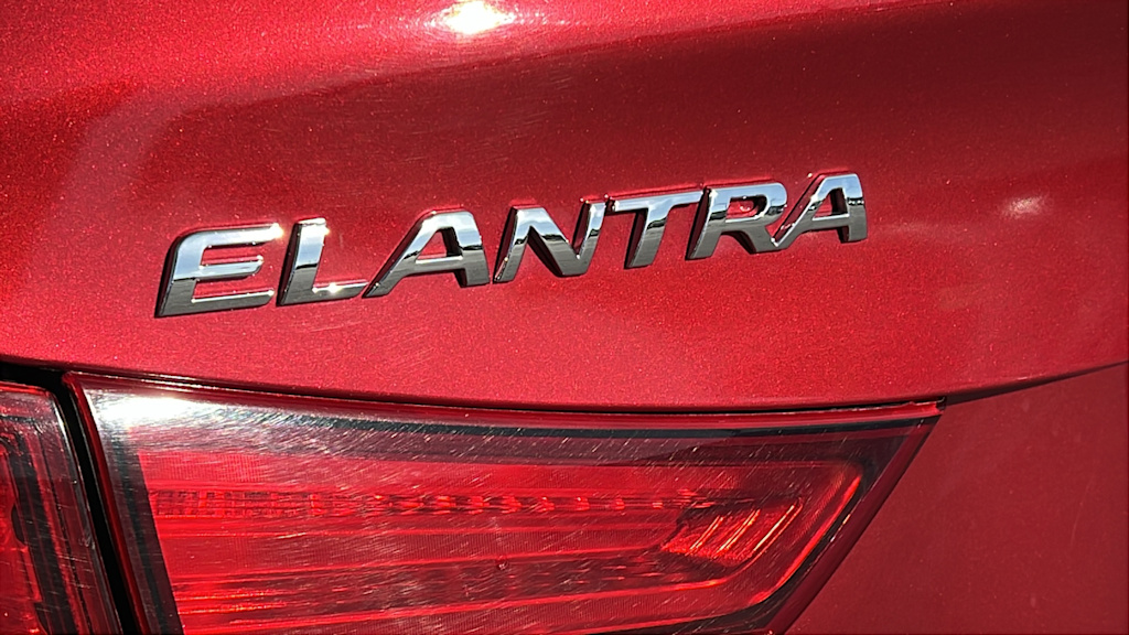 2016 Hyundai Elantra SE 7