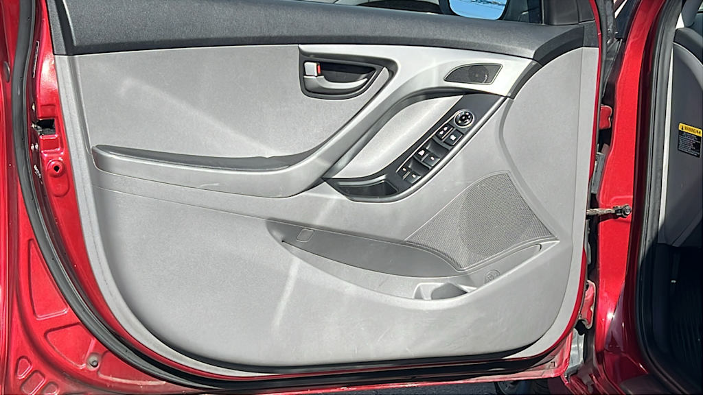 2016 Hyundai Elantra SE 26