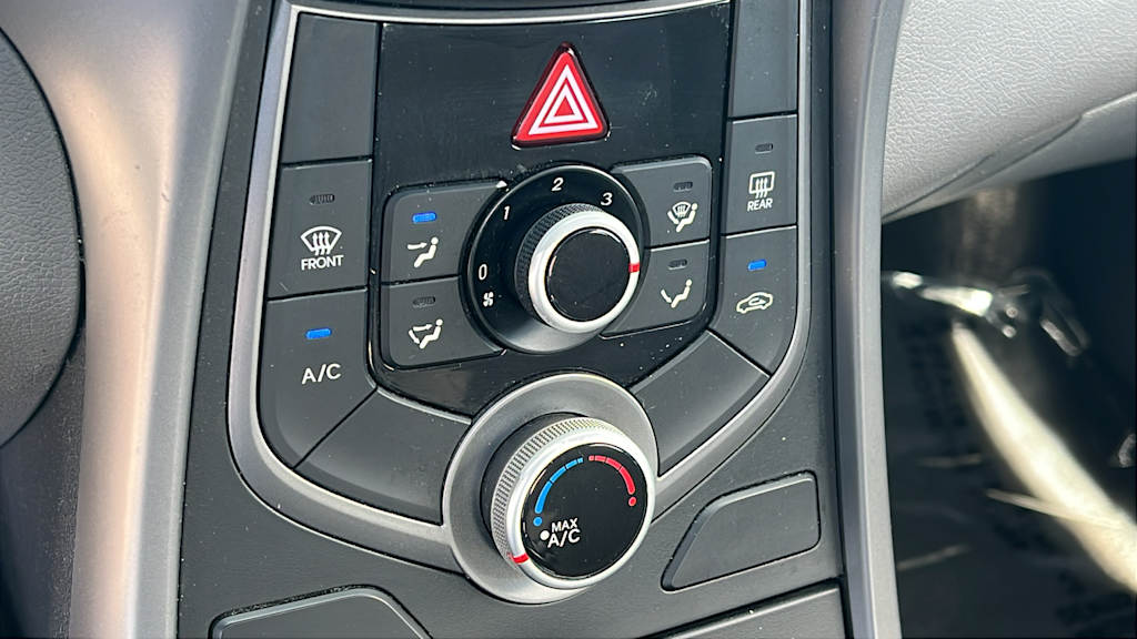2016 Hyundai Elantra SE 22