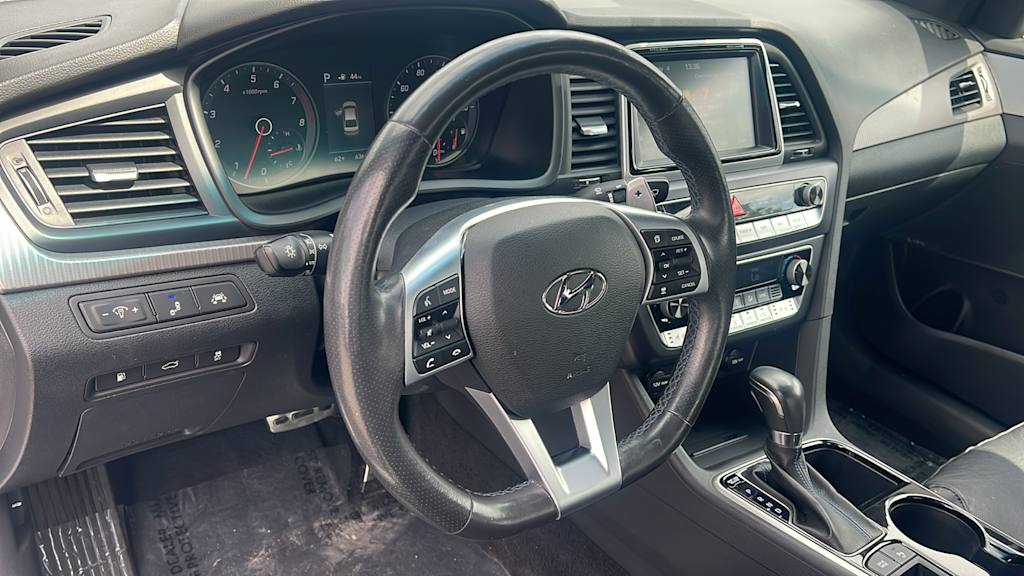 Thumbnail: 2019 Hyundai Sonata - 2