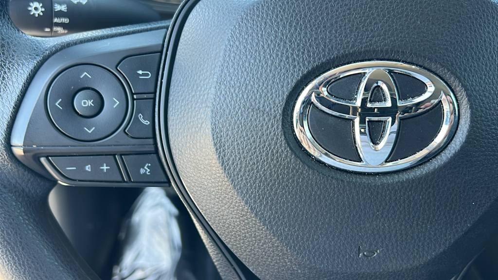 Thumbnail: 2023 Toyota Corolla - 25