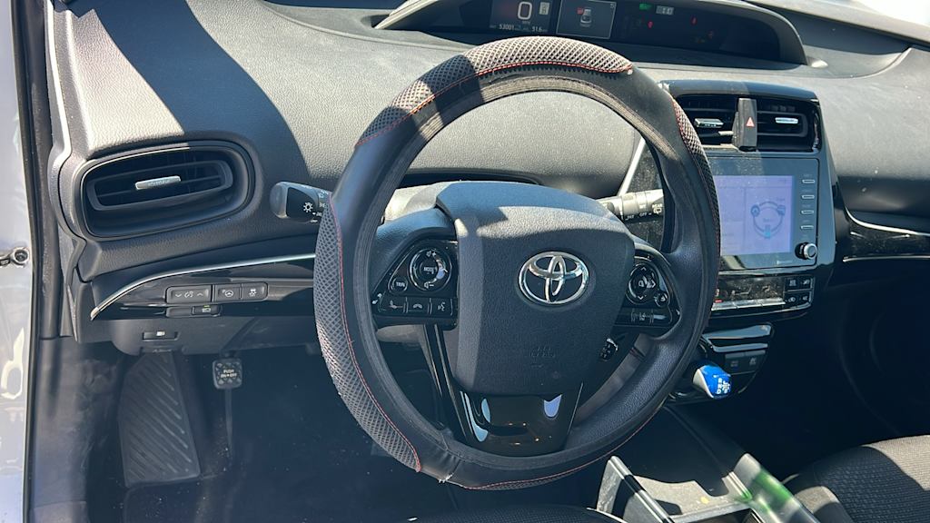 Thumbnail: 2022 Toyota Prius - 2