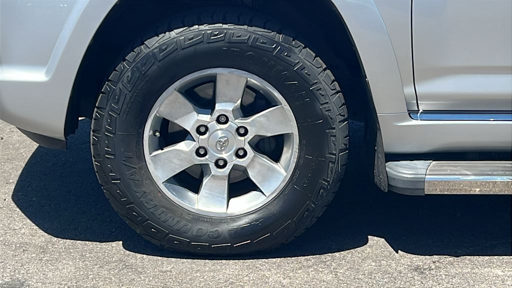 Thumbnail: 2011 Toyota 4Runner - 8
