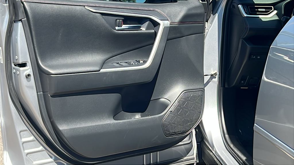Thumbnail: 2023 Toyota RAV4 - 28