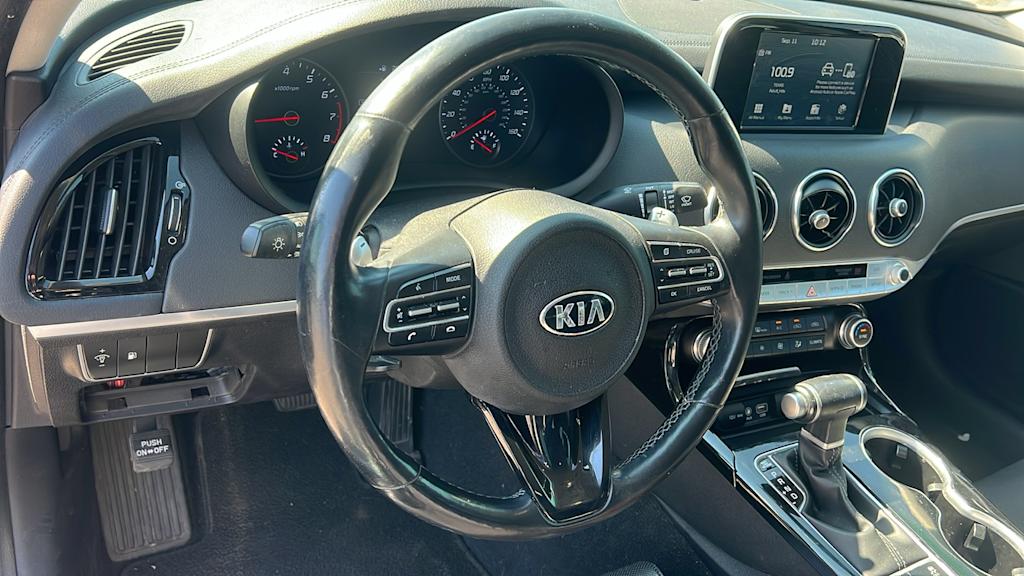 Thumbnail: 2018 Kia Stinger - 2