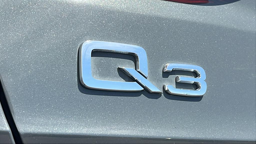 Thumbnail: 2022 Audi Q3 - 7