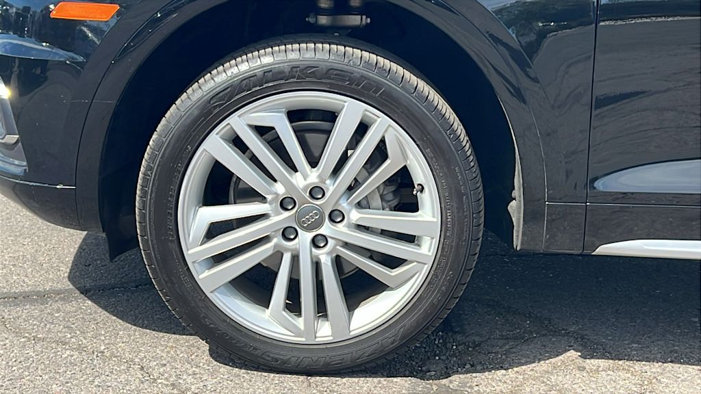 Thumbnail: 2018 Audi Q5 - 8