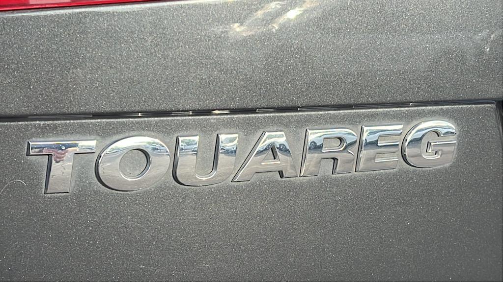 Thumbnail: 2016 Volkswagen Touareg - 7