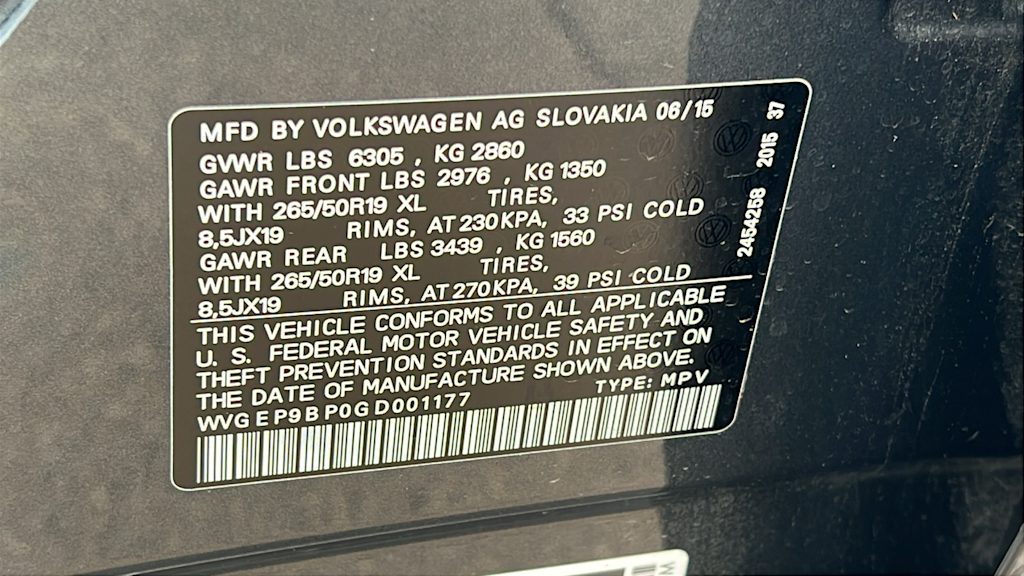 Thumbnail: 2016 Volkswagen Touareg - 17