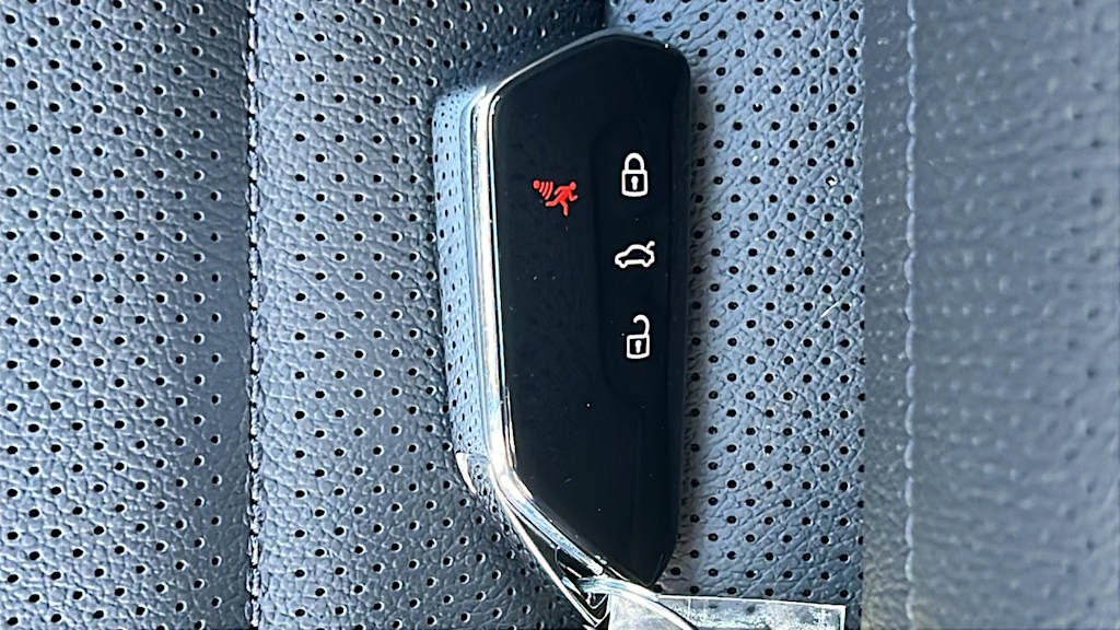 Thumbnail: 2025 Volkswagen Golf - 30