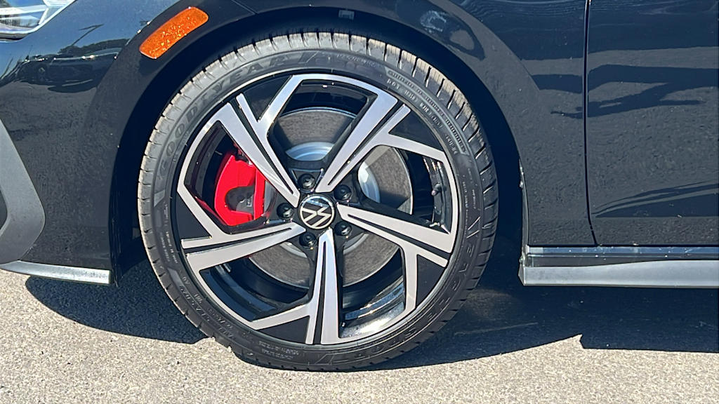 Thumbnail: 2025 Volkswagen Golf - 7