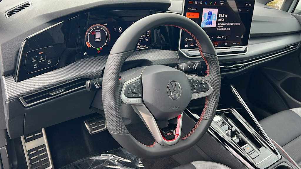 Thumbnail: 2025 Volkswagen Golf - 2