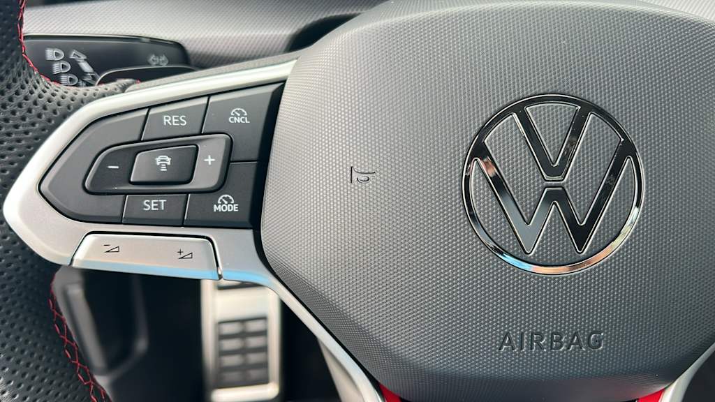 Thumbnail: 2025 Volkswagen Golf - 26