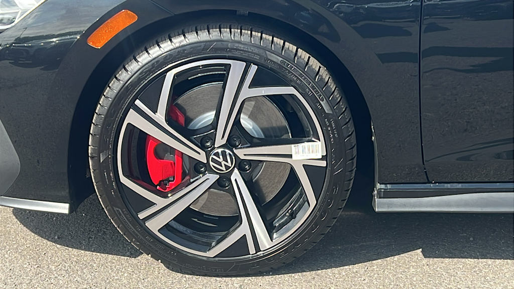 Thumbnail: 2025 Volkswagen Golf - 6