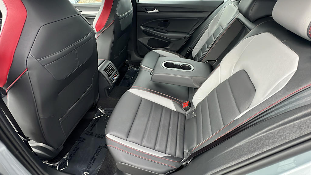 Thumbnail: 2025 Volkswagen Golf - 11