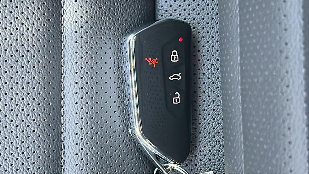 Thumbnail: 2025 Volkswagen Golf - 16