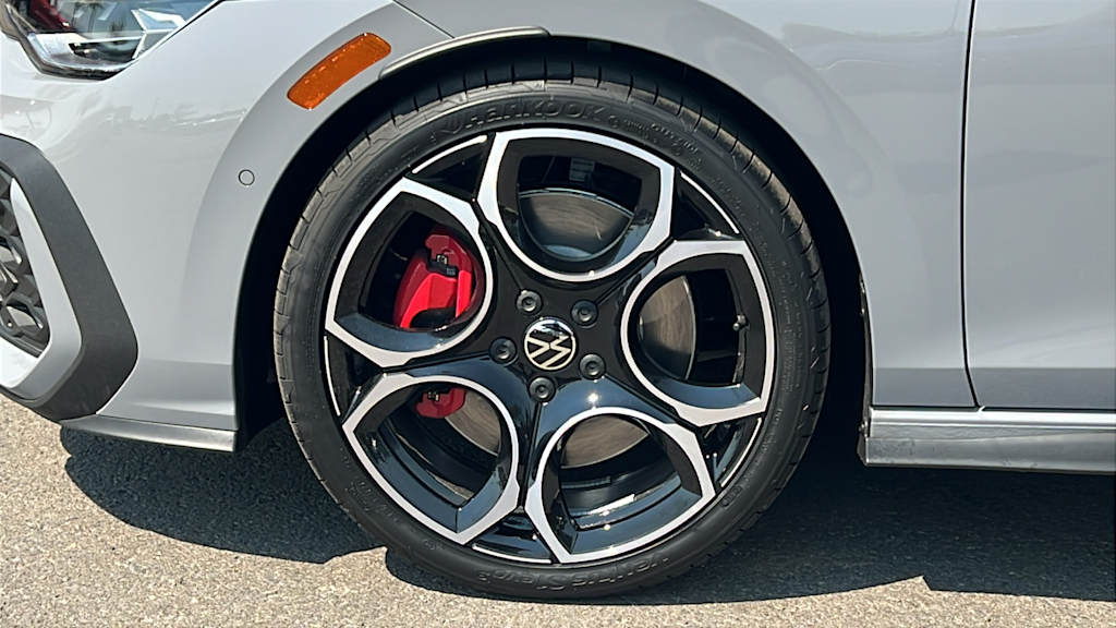 Thumbnail: 2026 Volkswagen Golf - 8