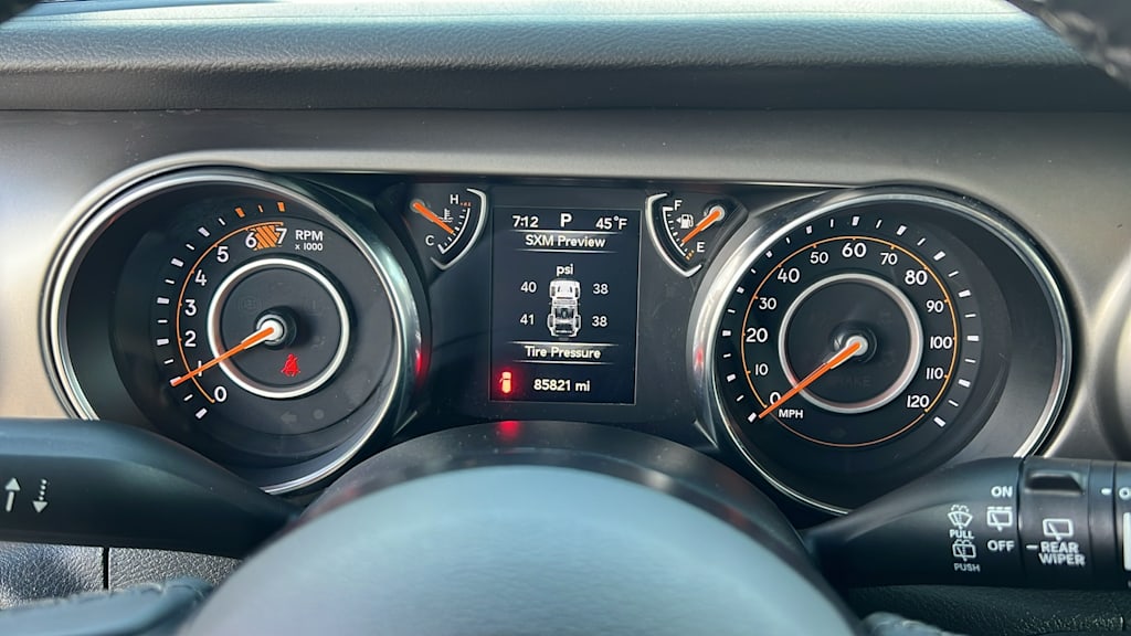 Thumbnail: 2019 Jeep Wrangler - 16