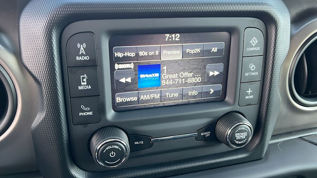 Thumbnail: 2019 Jeep Wrangler - 14