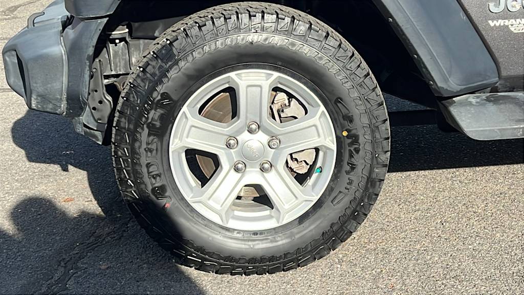 Thumbnail: 2019 Jeep Wrangler - 8