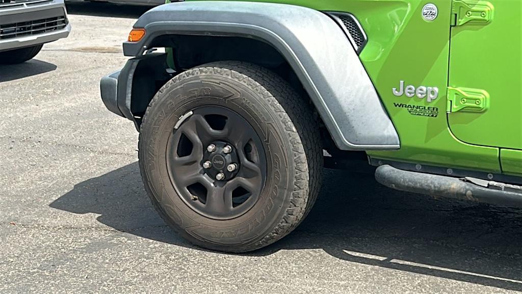 Thumbnail: 2018 Jeep Wrangler - 7