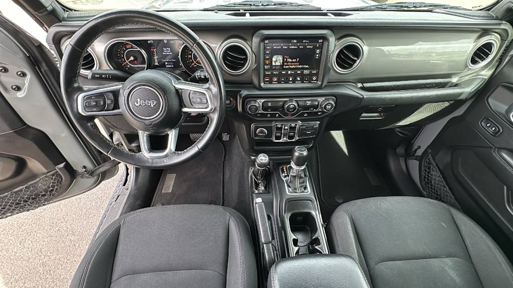 Thumbnail: 2022 Jeep Wrangler - 12