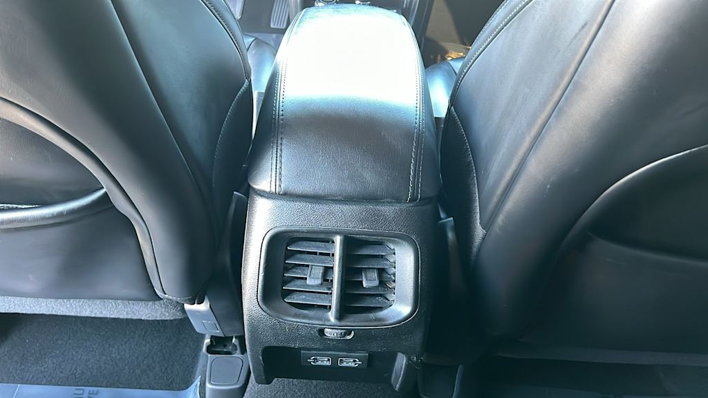 Thumbnail: 2021 Jeep Cherokee - 29