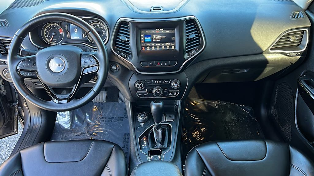 Thumbnail: 2021 Jeep Cherokee - 13