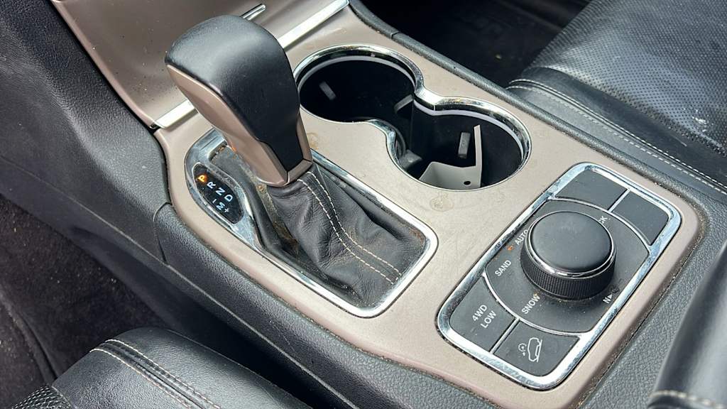 Thumbnail: 2017 Jeep Grand Cherokee - 10