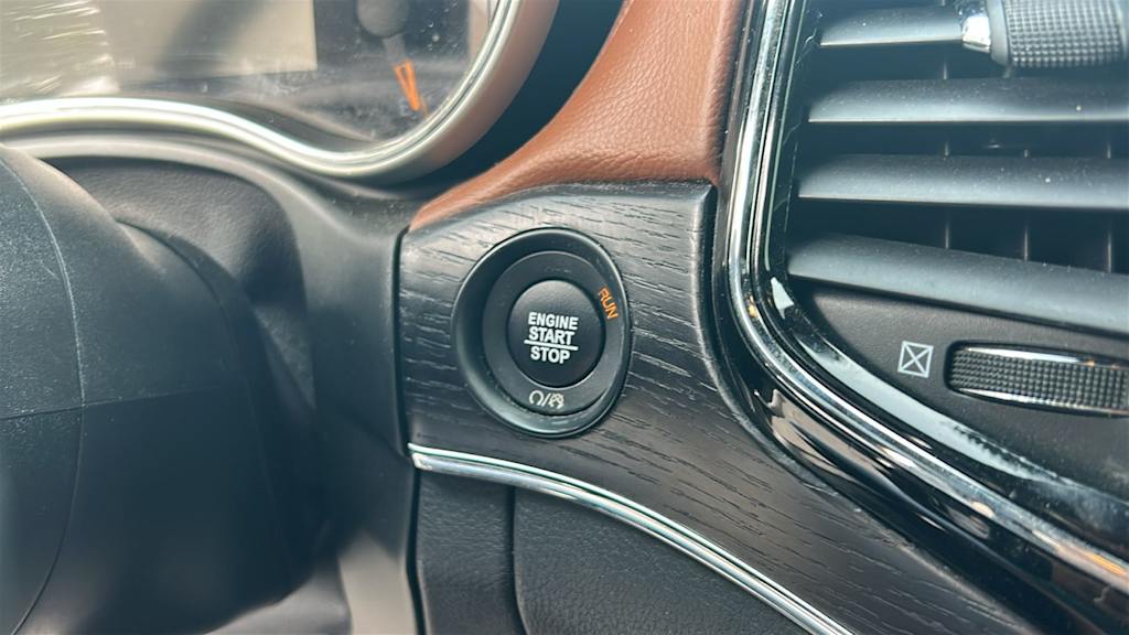 Thumbnail: 2020 Jeep Grand Cherokee - 18