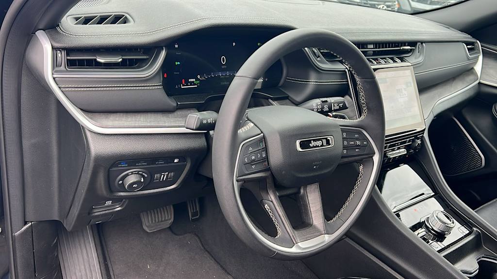 Thumbnail: 2024 Jeep Grand Cherokee - 2
