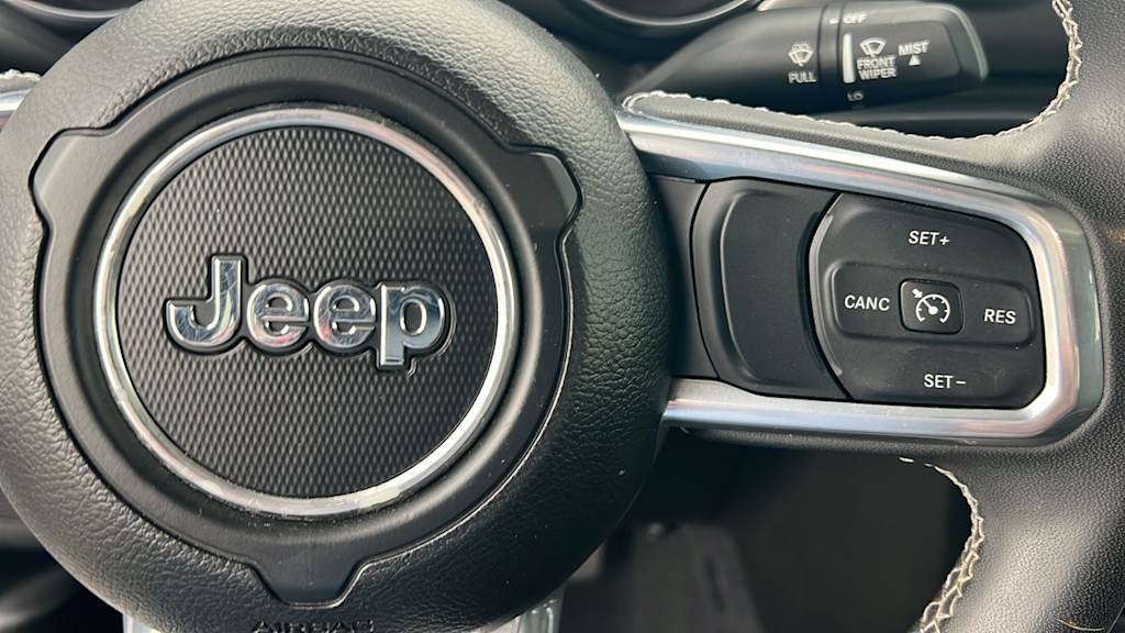 Thumbnail: 2023 Jeep Gladiator - 27