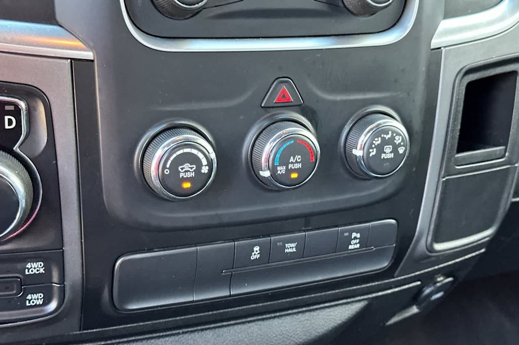 Thumbnail: 2022 RAM 1500 - 32